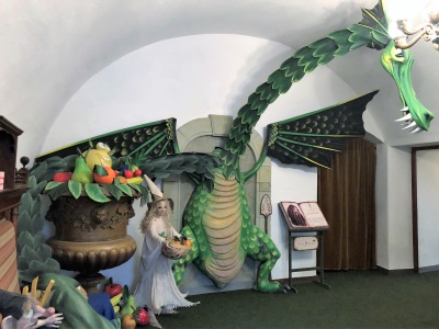 Fontána zdraví a čilá hlava draka Zdrávokaze