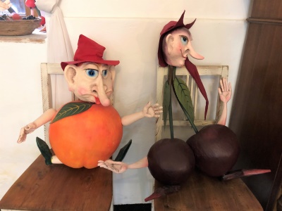 Ovocňáci Meruňkoň a Višňák